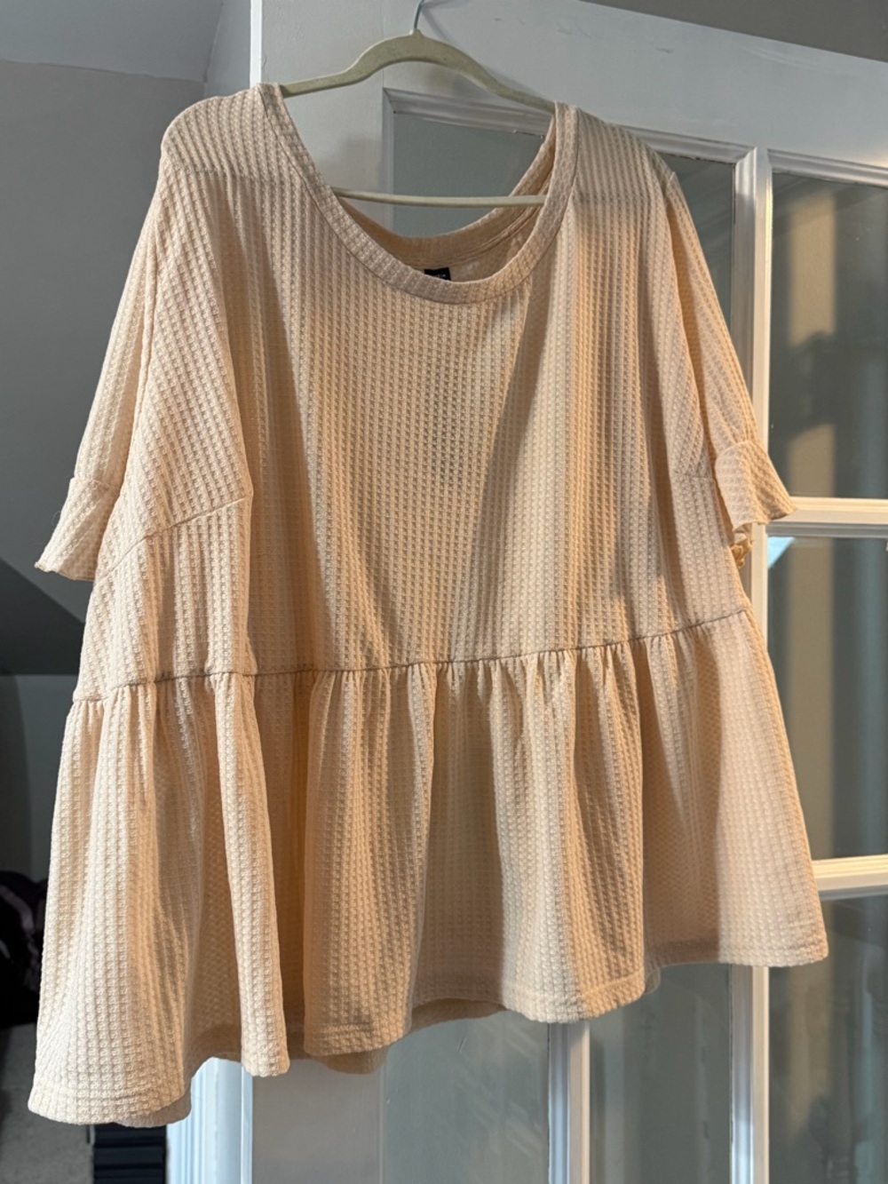 SHEIN Cream Waffle-Tiered Short Sleeve Top